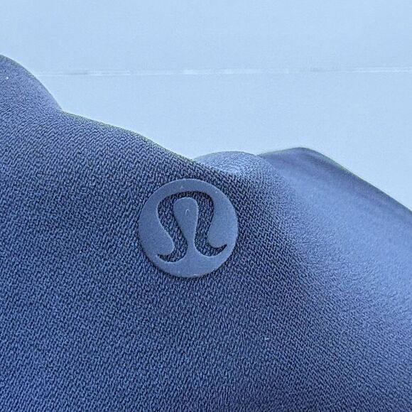 Lululemon On The Fly Crop Woven  Jogger Travel Pants Blue Elastic Waist Pull On - Picture 3 of 13